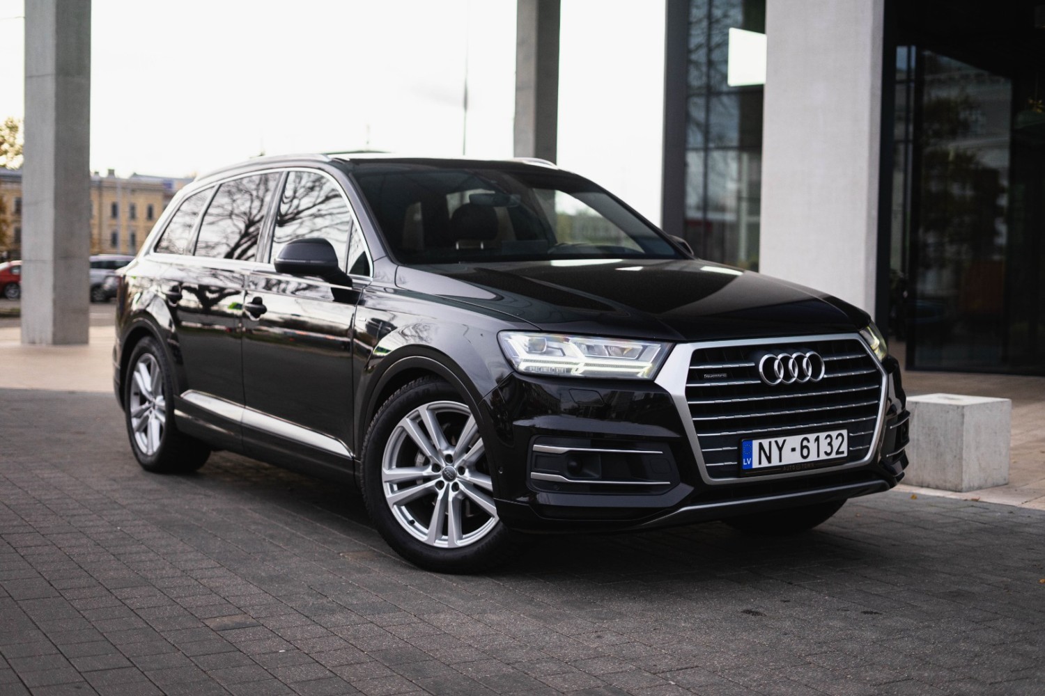 Audi Q7 S-line