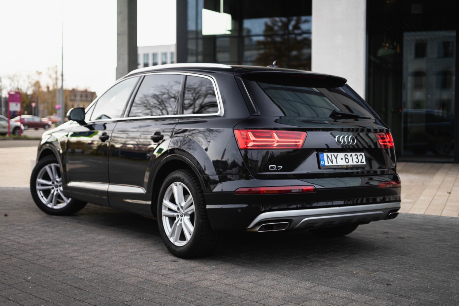 Audi Q7 S-line