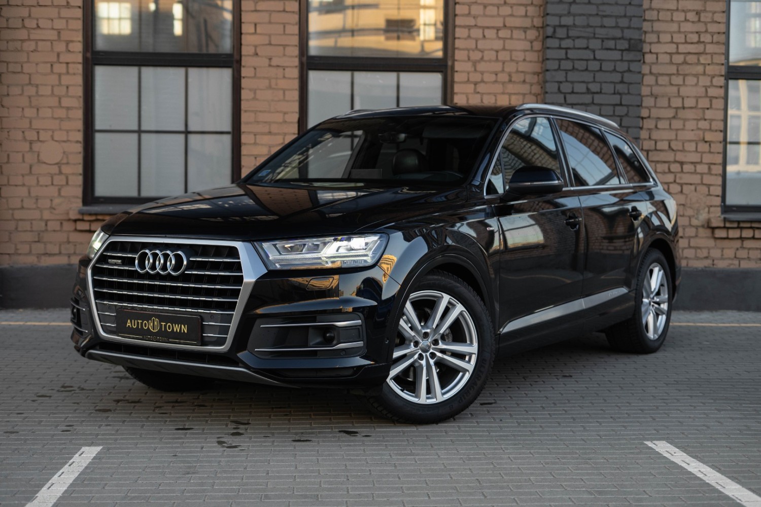 Audi Q7 S-line