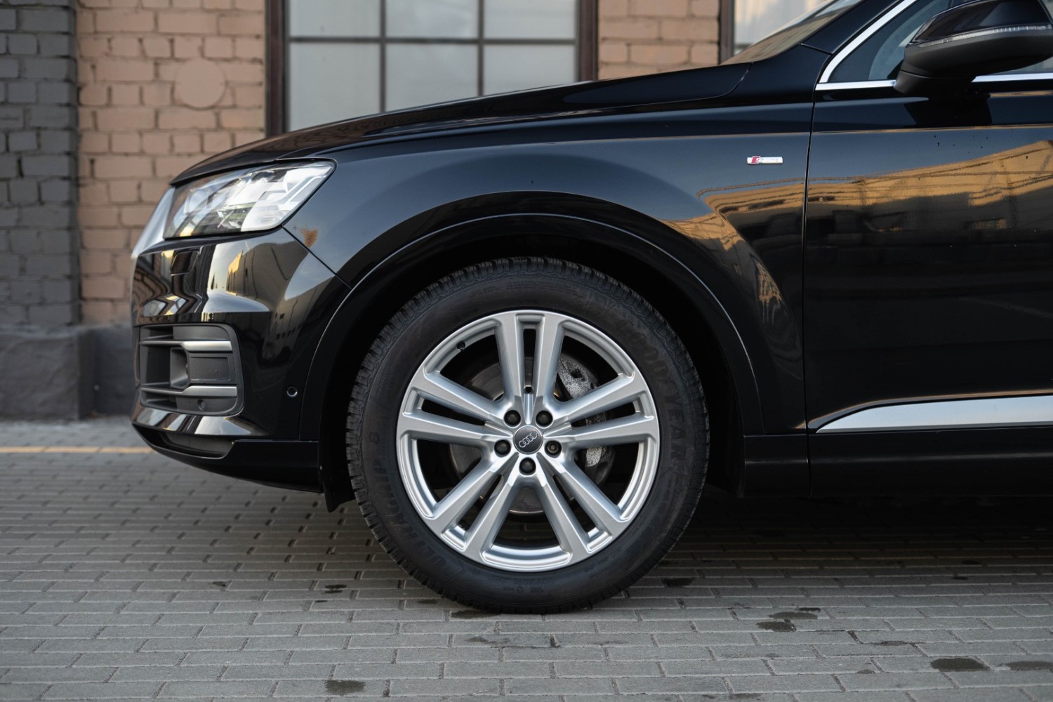 Audi Q7 S-line