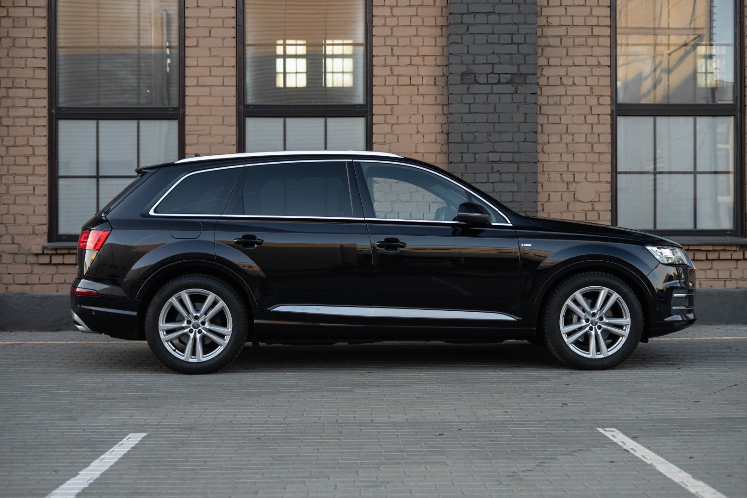 Audi Q7 S-line