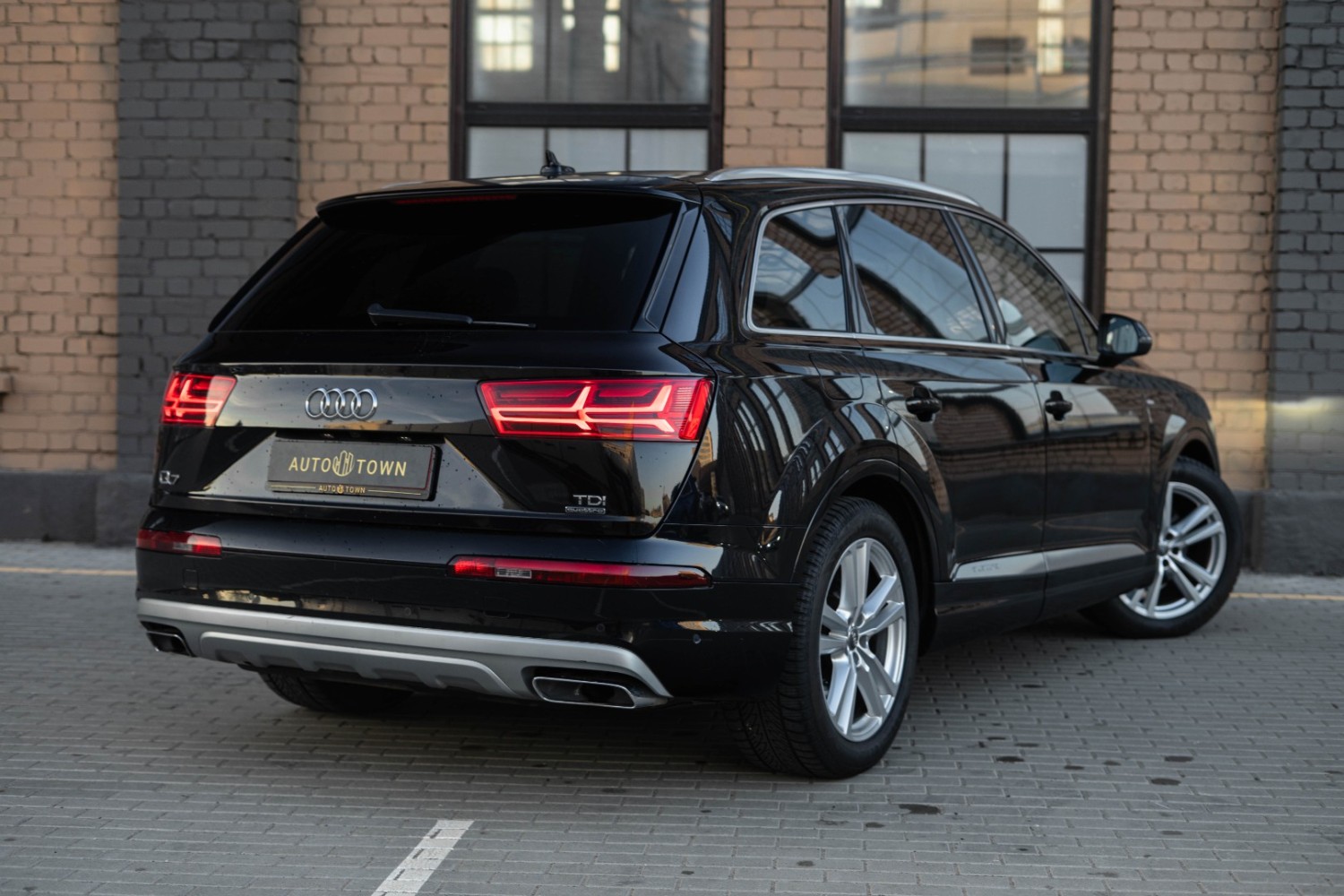Audi Q7 S-line