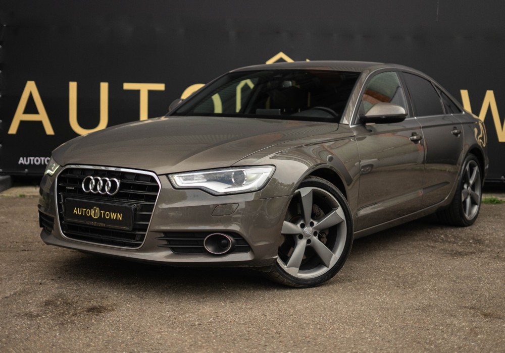 Audi A6 quattro