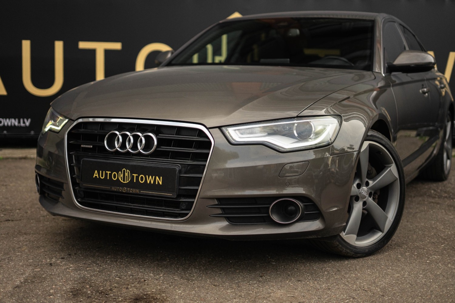 Audi A6 quattro