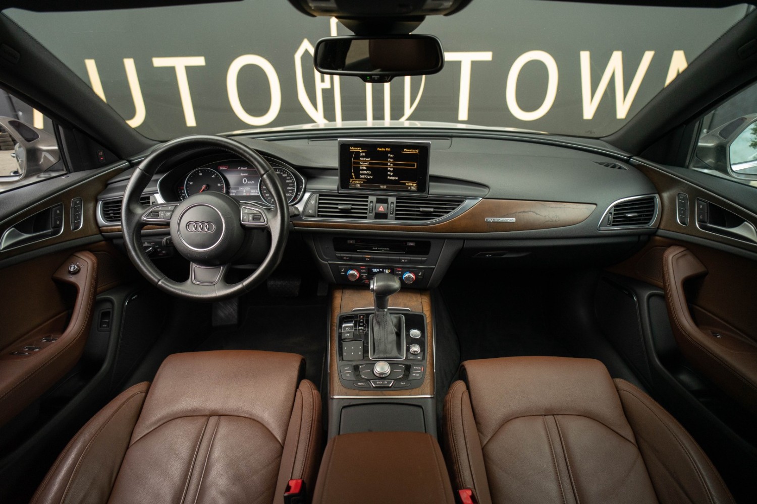 Audi A6 quattro