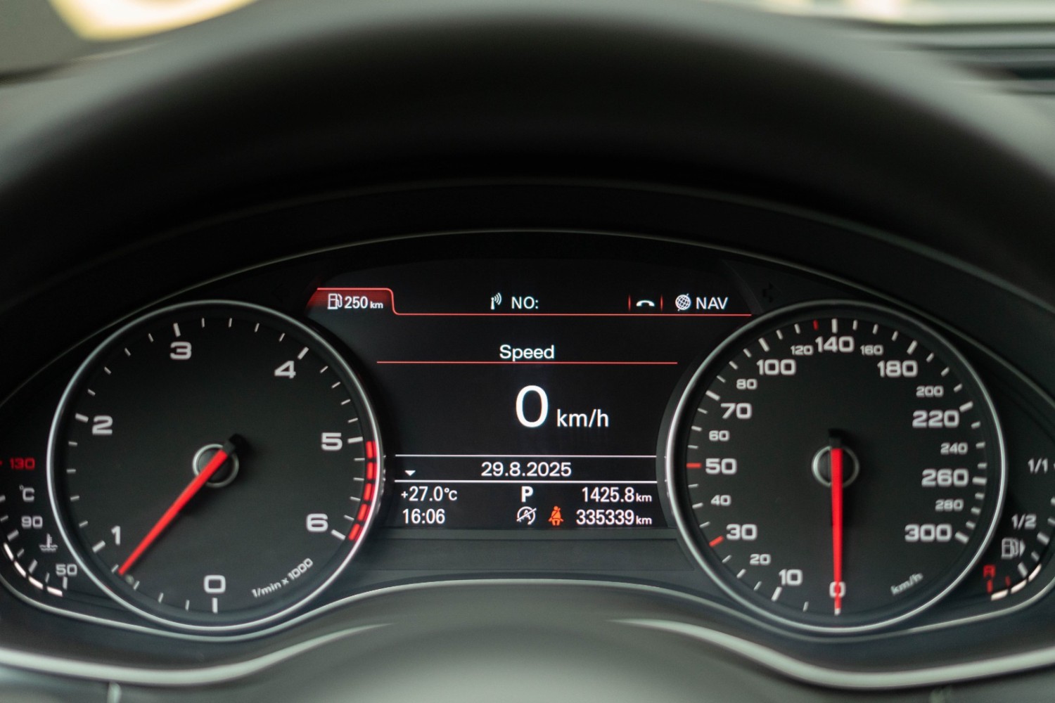 Audi A6 quattro