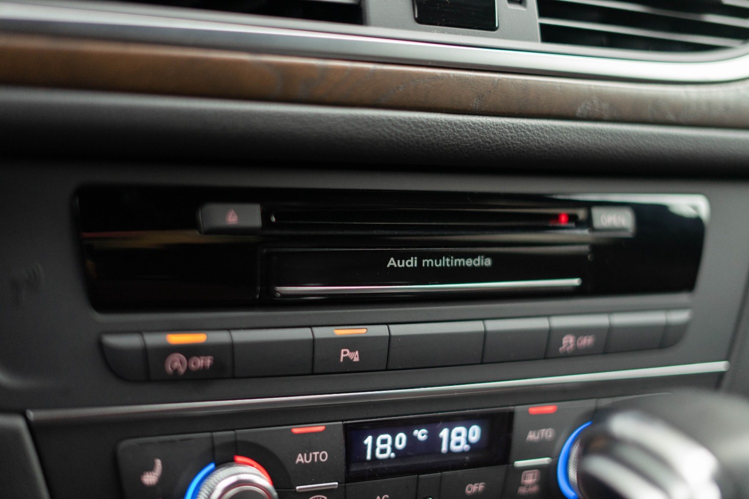 Audi A6 quattro