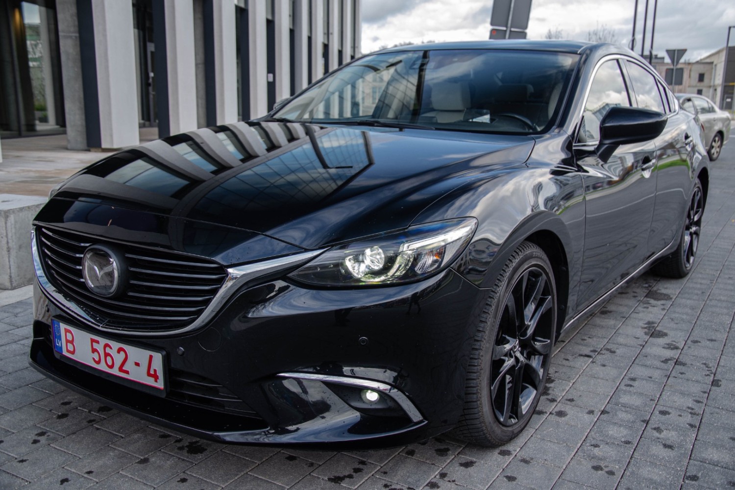 Mazda 6