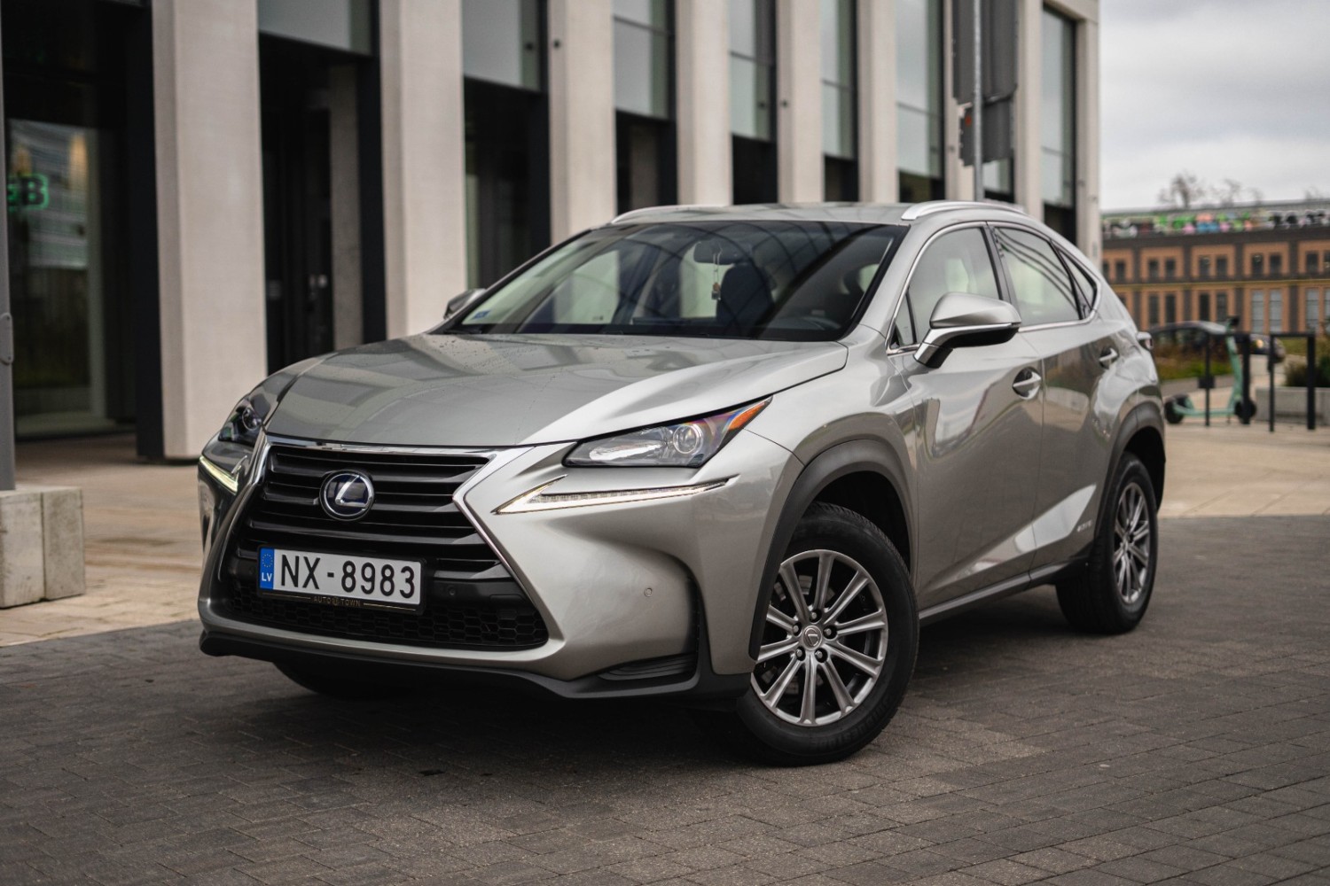 Lexus NX300H