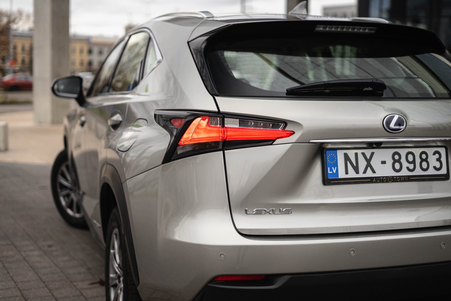 Lexus NX300H