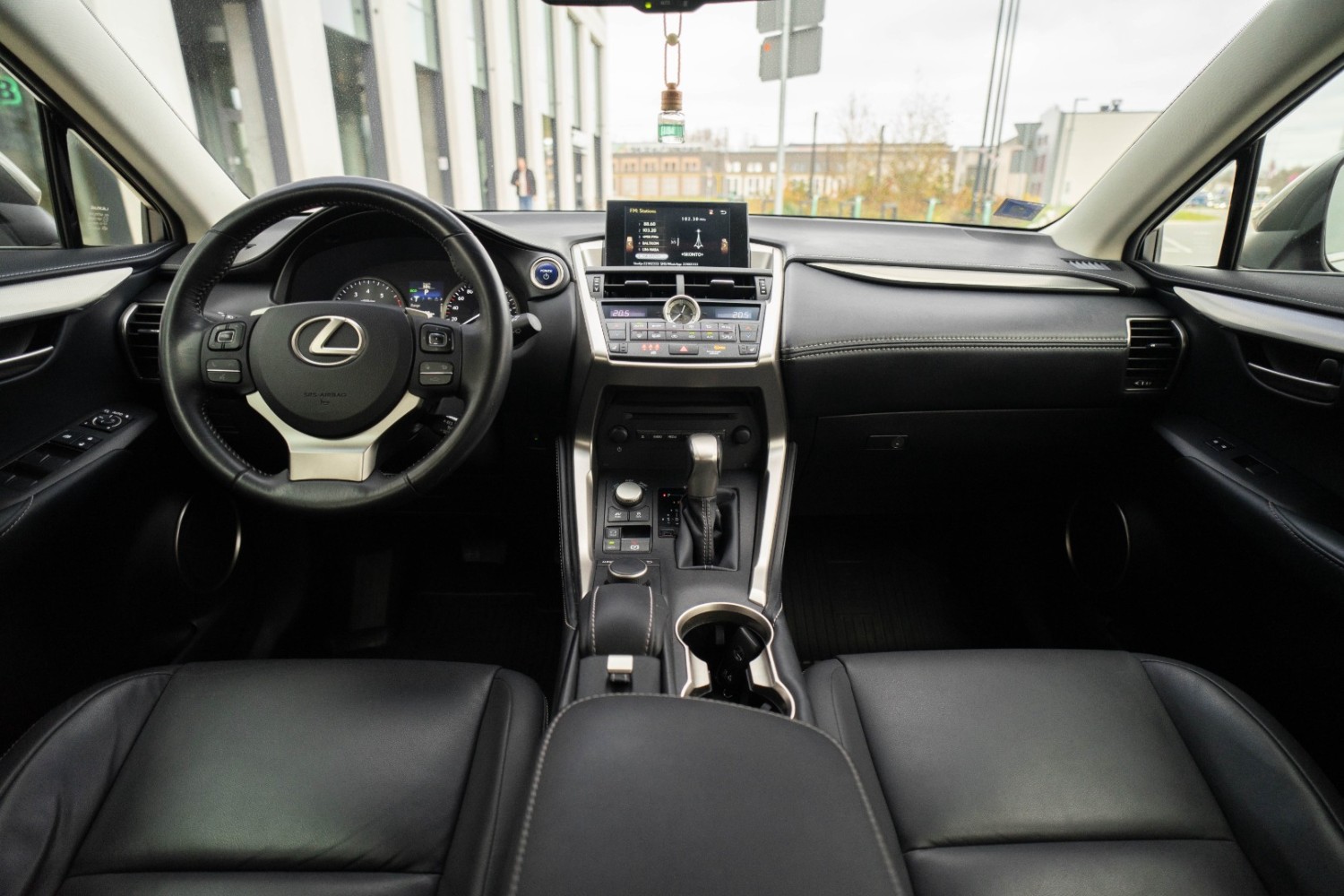 Lexus NX300H