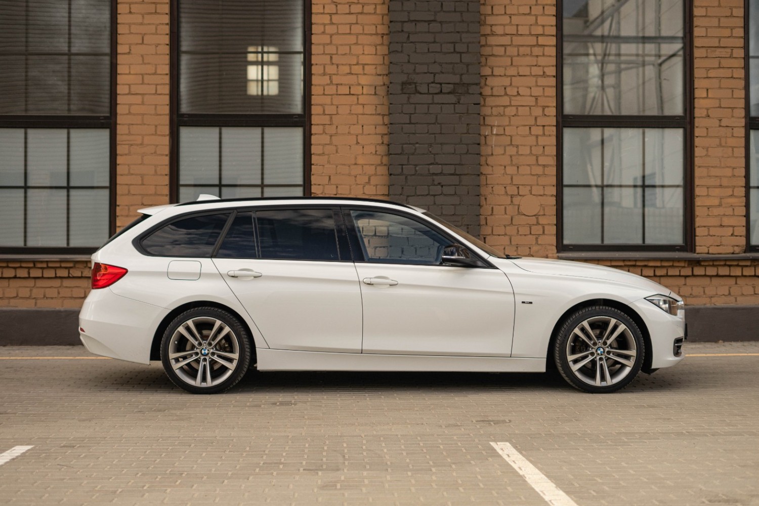 BMW 3er 2.0D Sportline