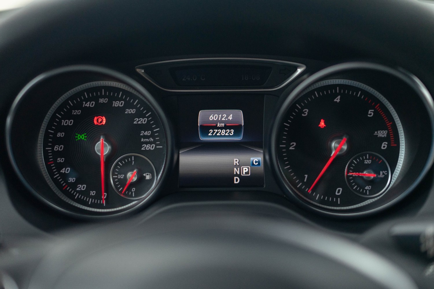 MERCEDES BENZ CLA 220 D