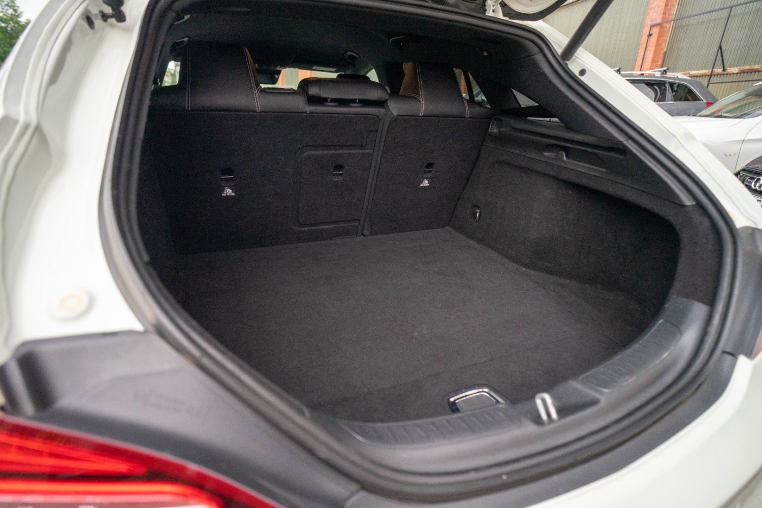 MERCEDES BENZ CLA 220 D