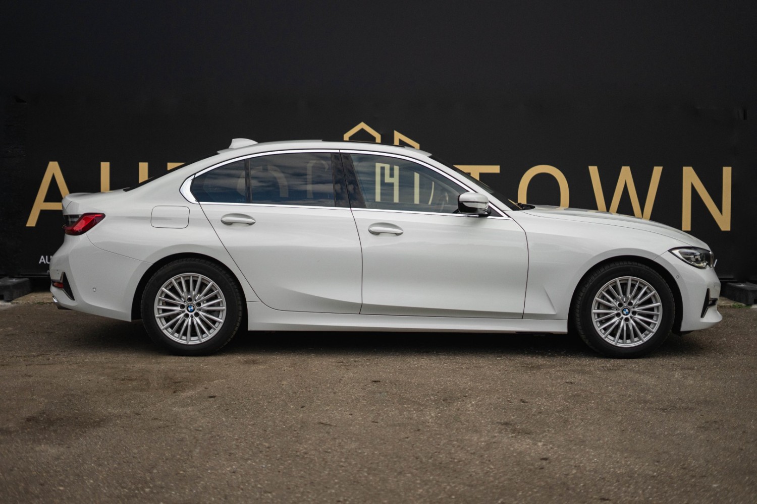 BMW 330D G20