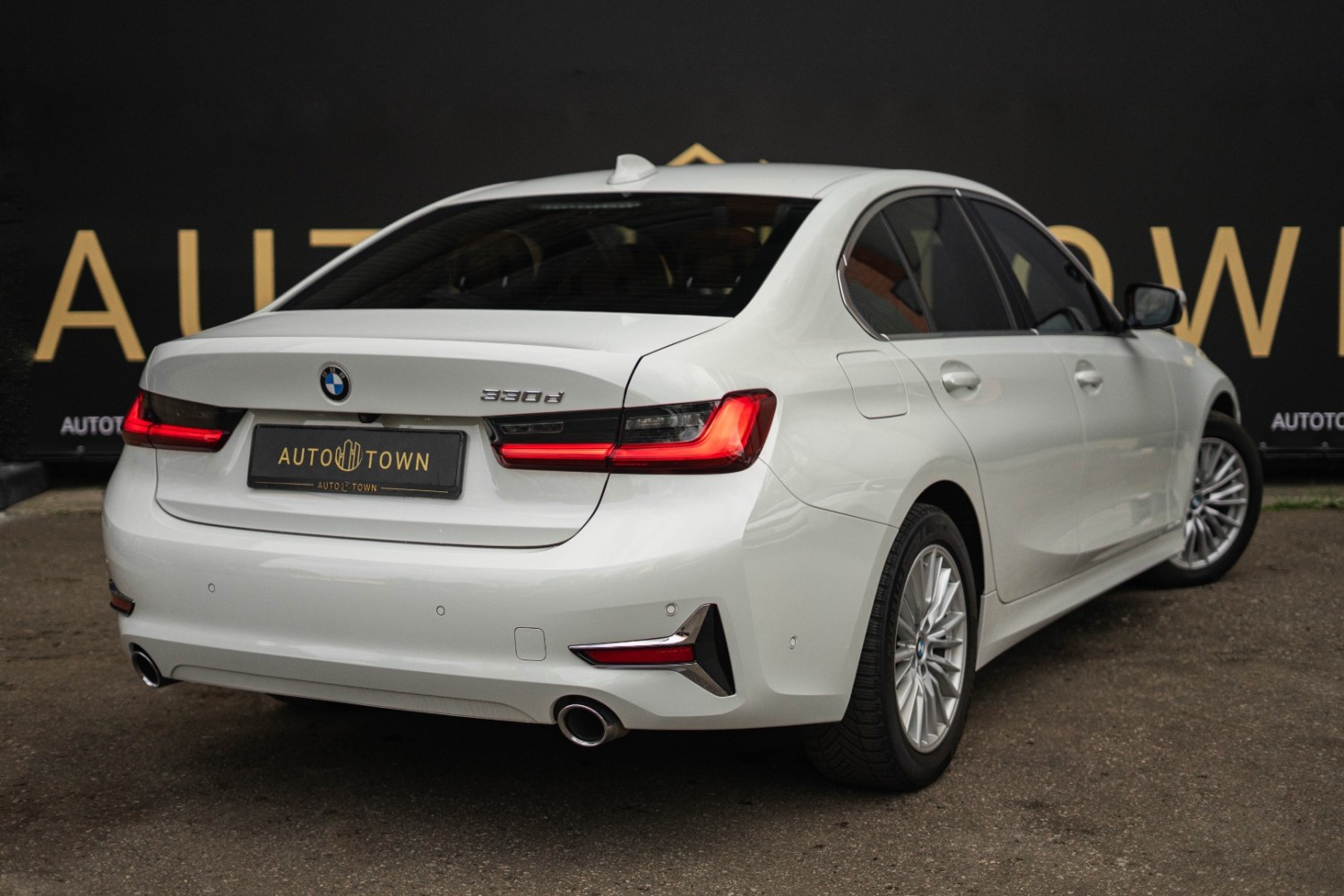 BMW 330D G20