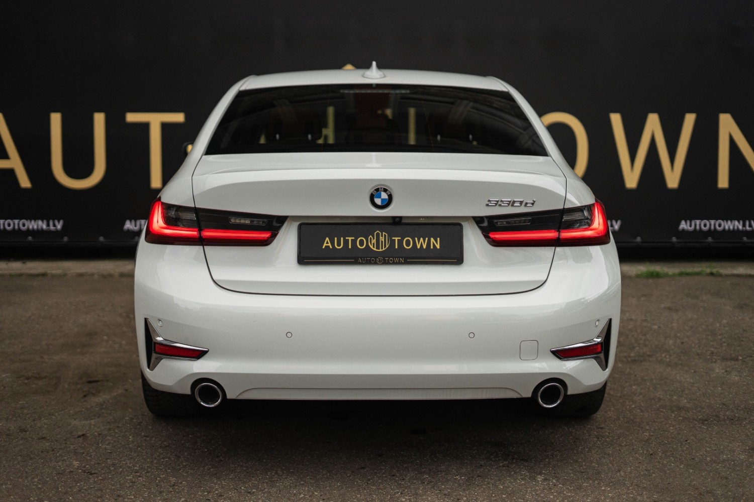 BMW 330D G20