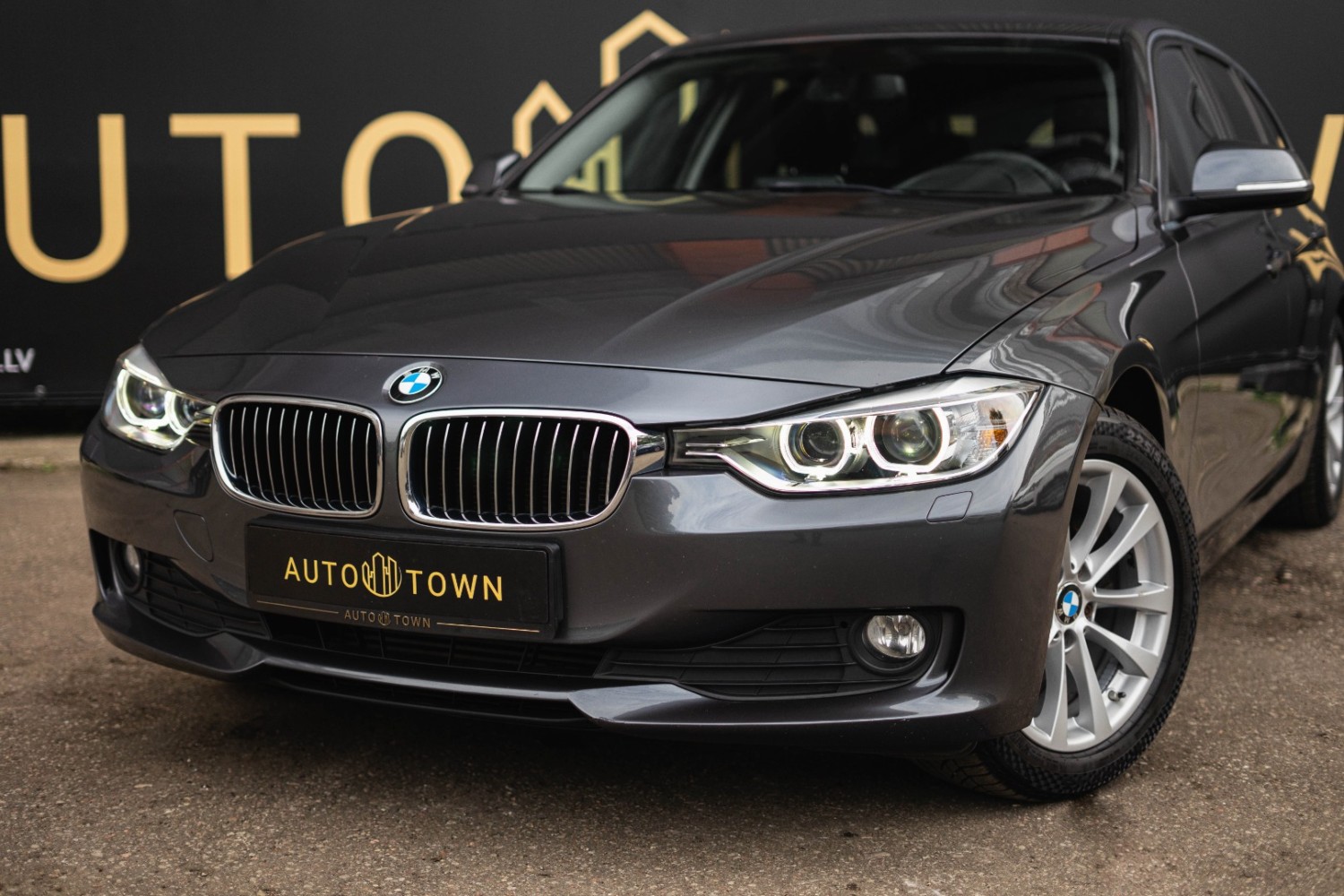 BMW 320