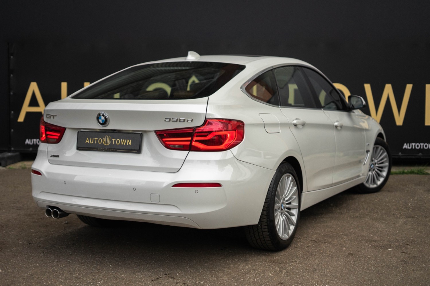 BMW 330d GT xDrive