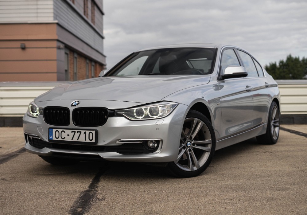 BMW 320D Luxury Line