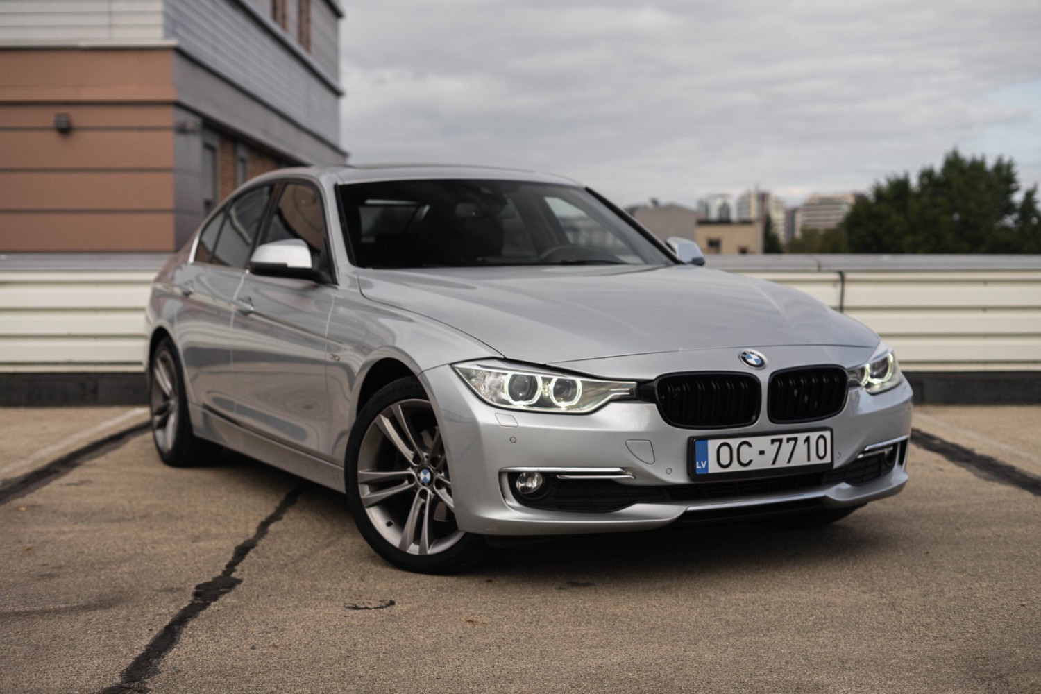 BMW 320D Luxury Line
