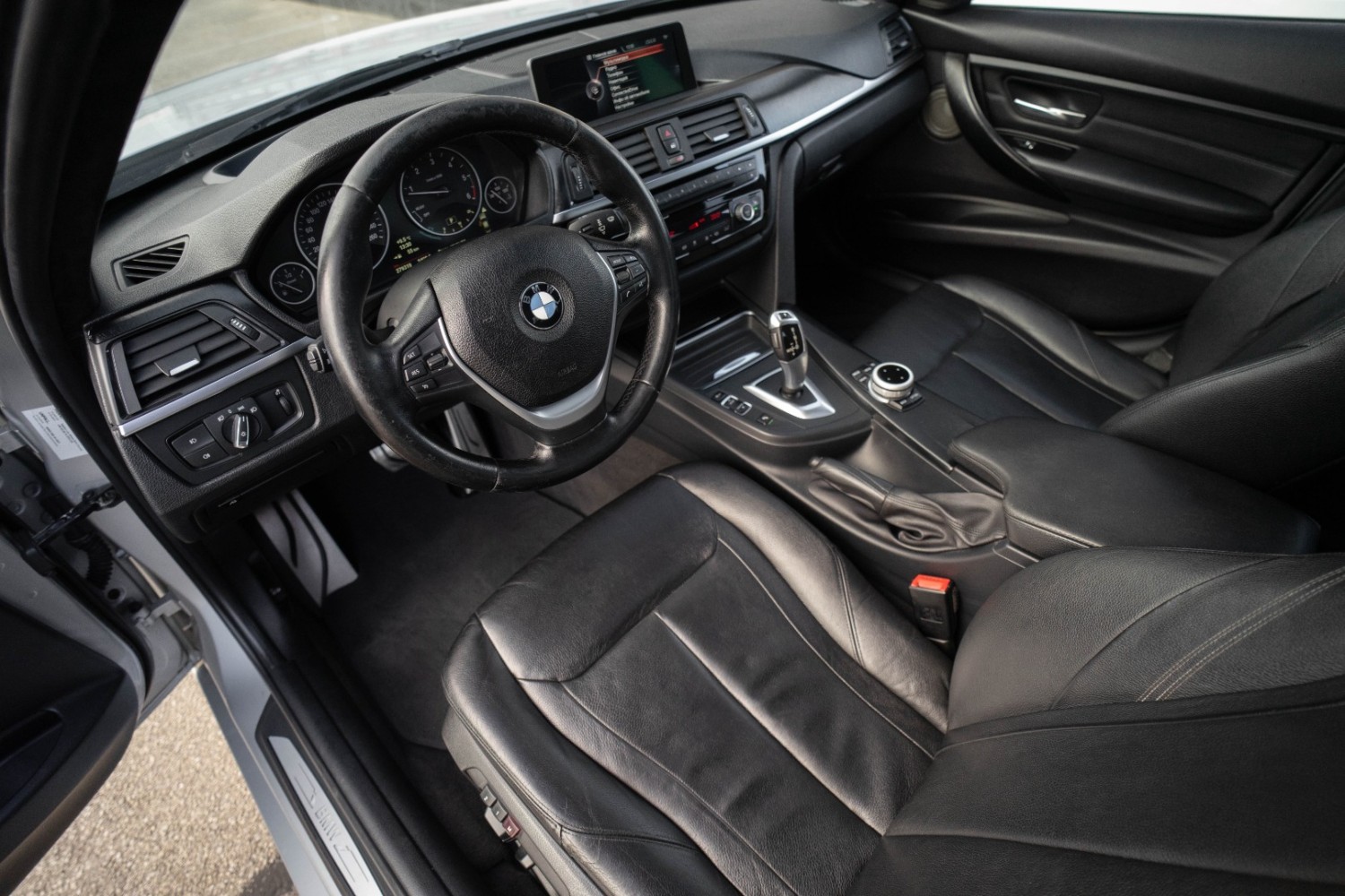 BMW 320D Luxury Line