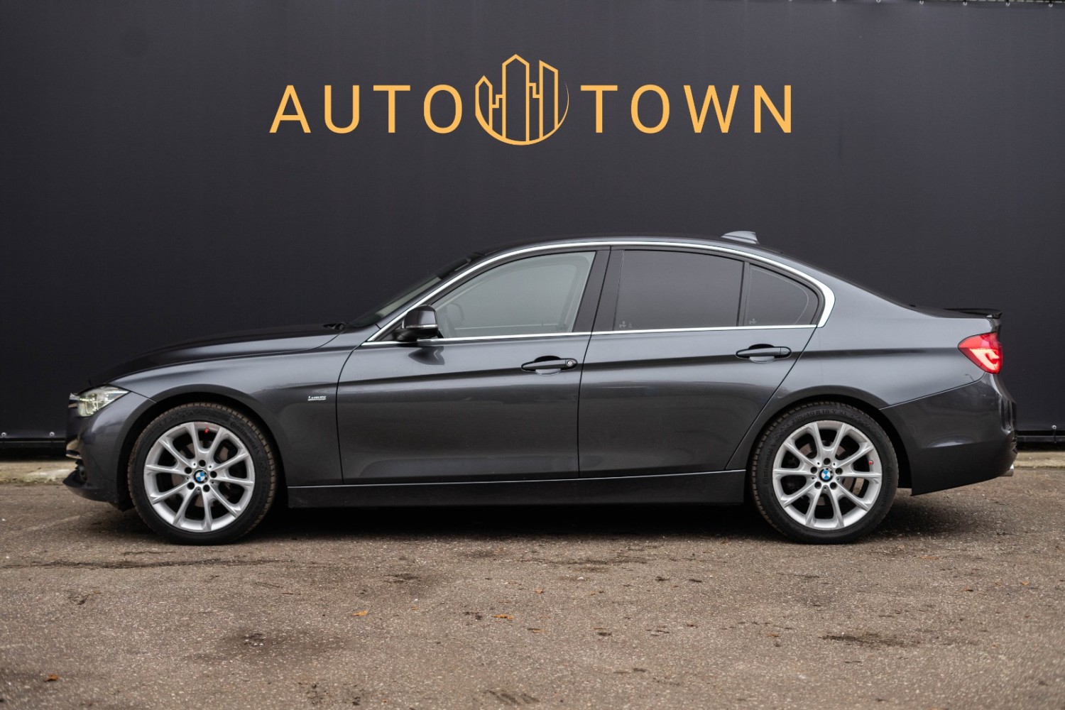 BMW 320D Luxury Line