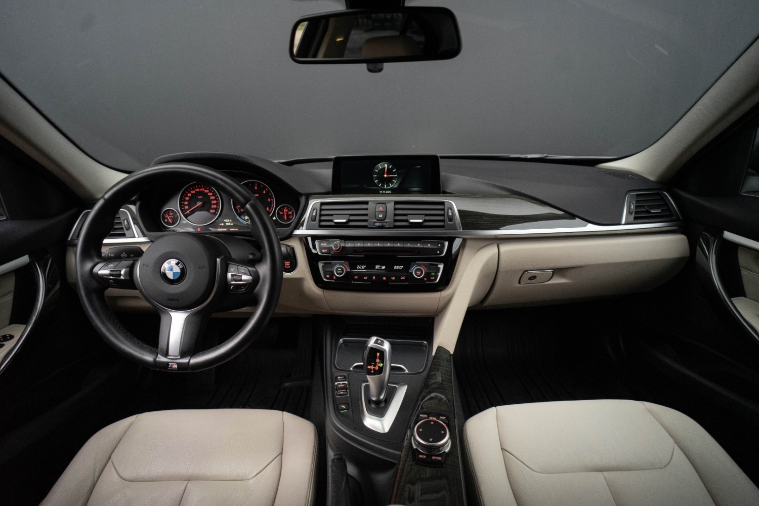 BMW 320D Luxury Line