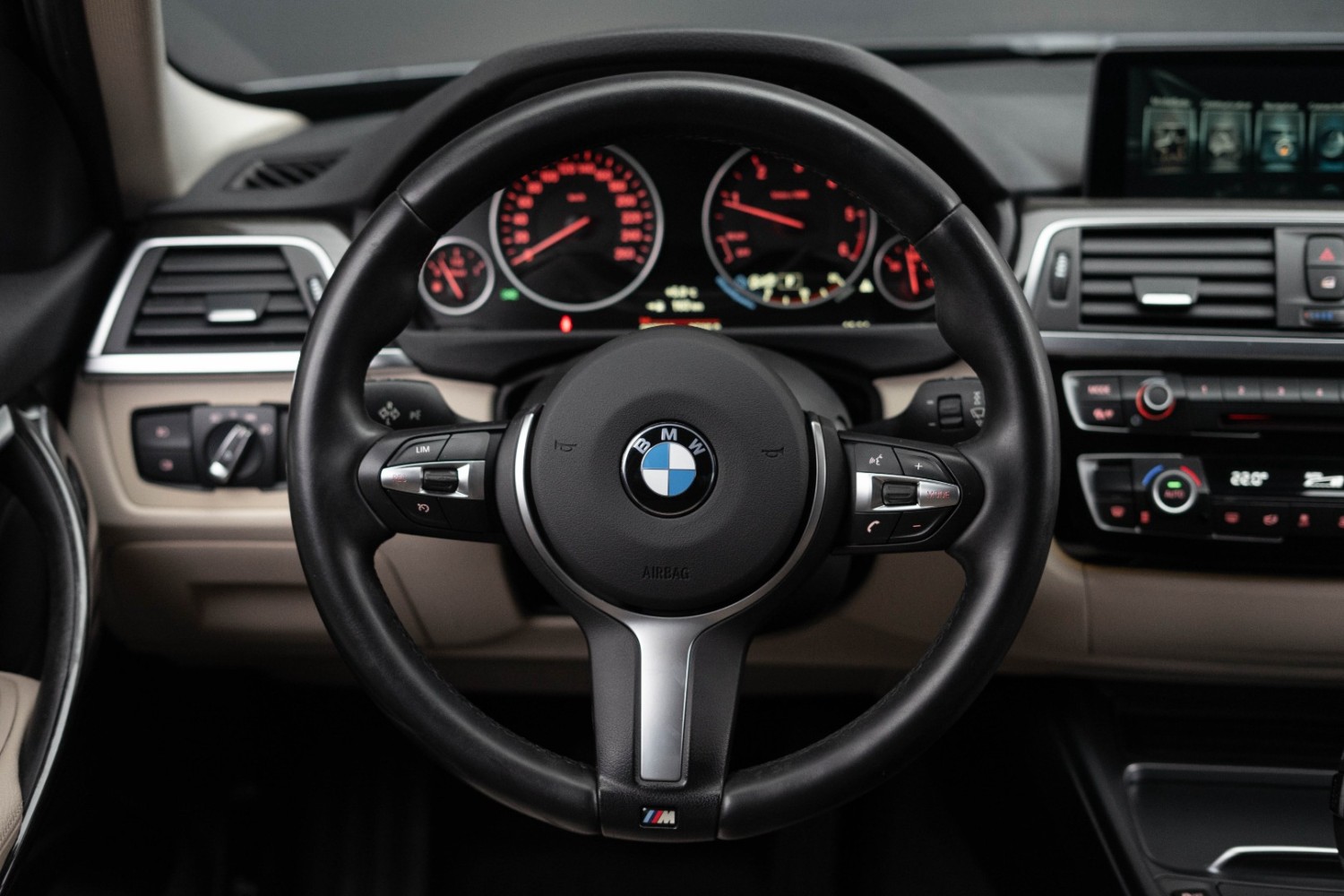 BMW 320D Luxury Line