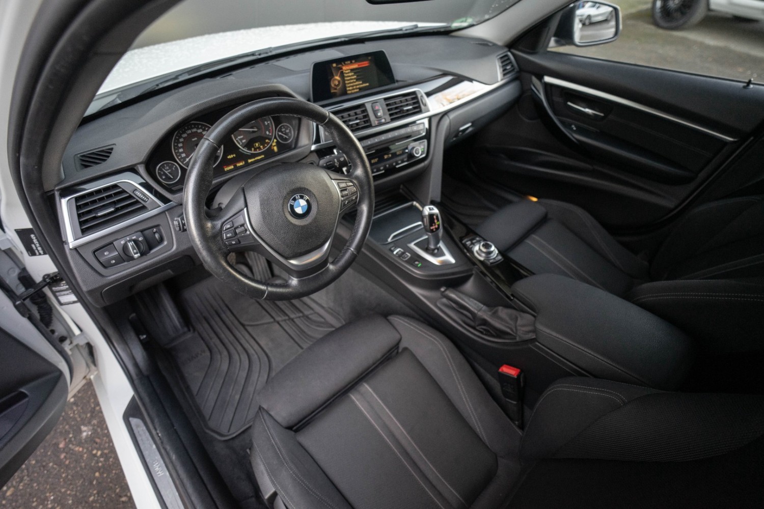 BMW 320d Sport line
