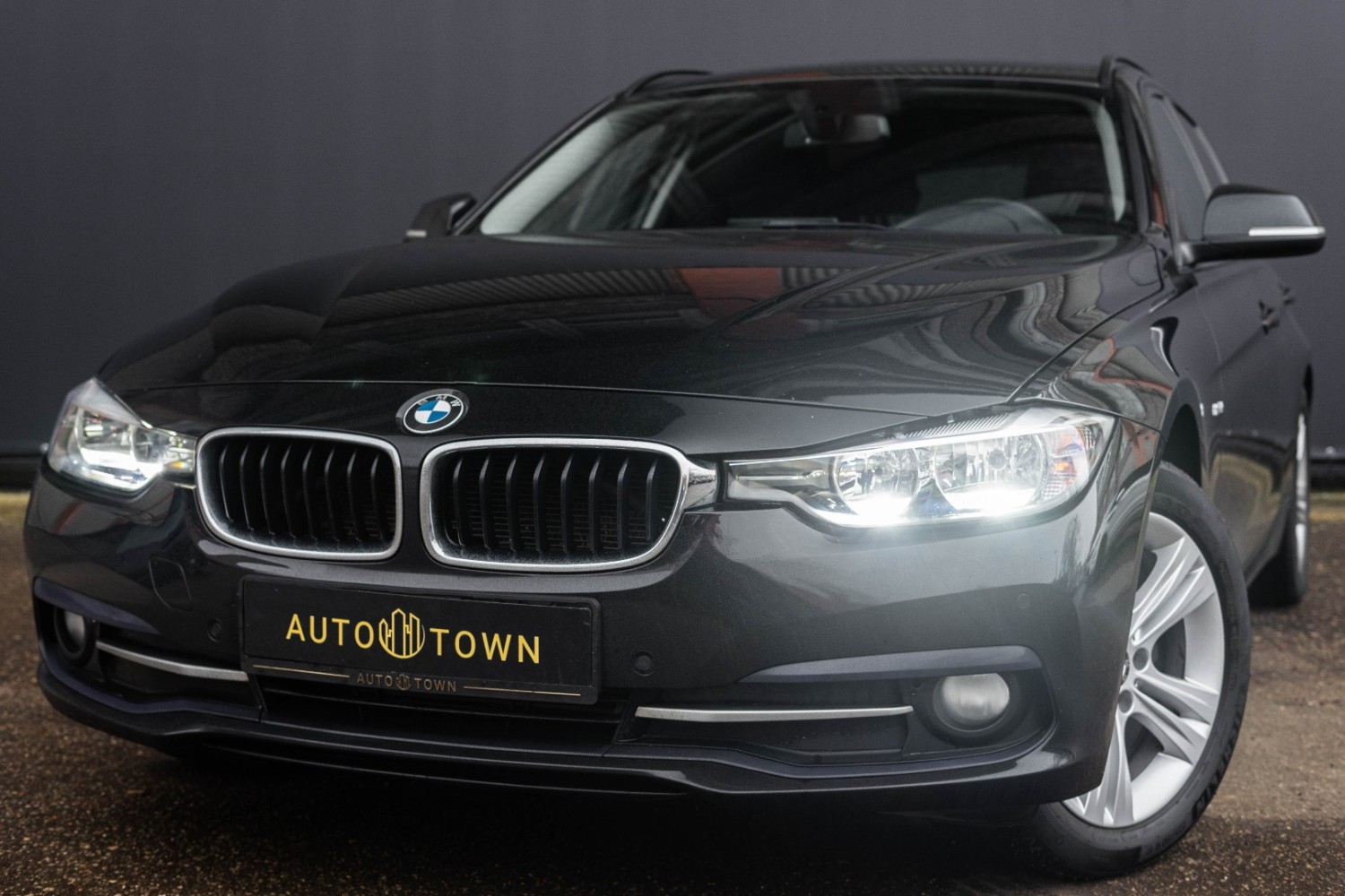 BMW 320d Sport line