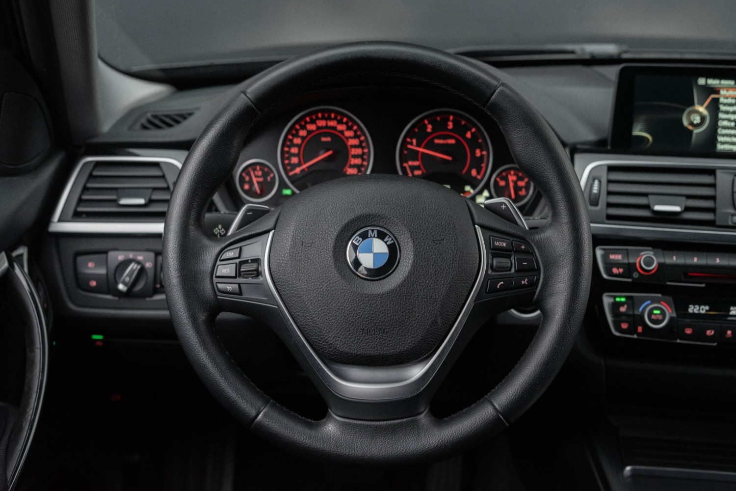 BMW 320d Sport line