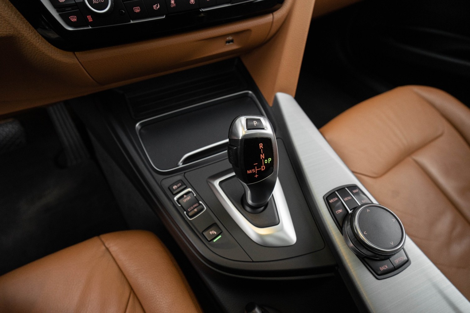 BMW 320D Luxury Line