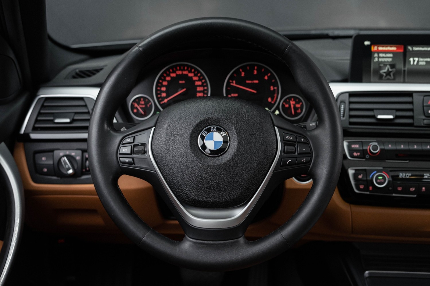 BMW 320D Luxury Line