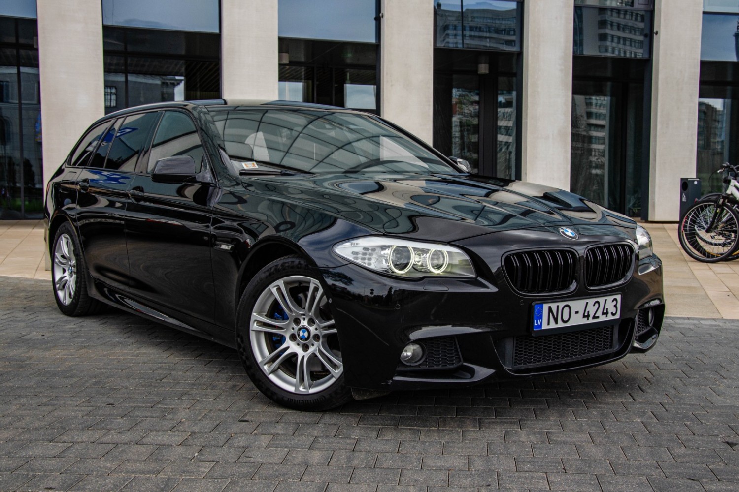 BMW 530D M-pack