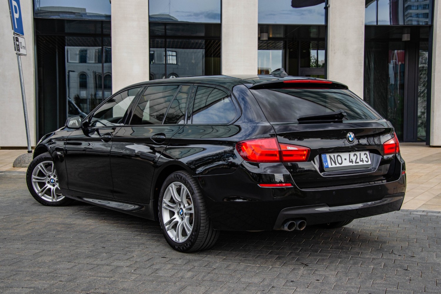 BMW 530D M-pack