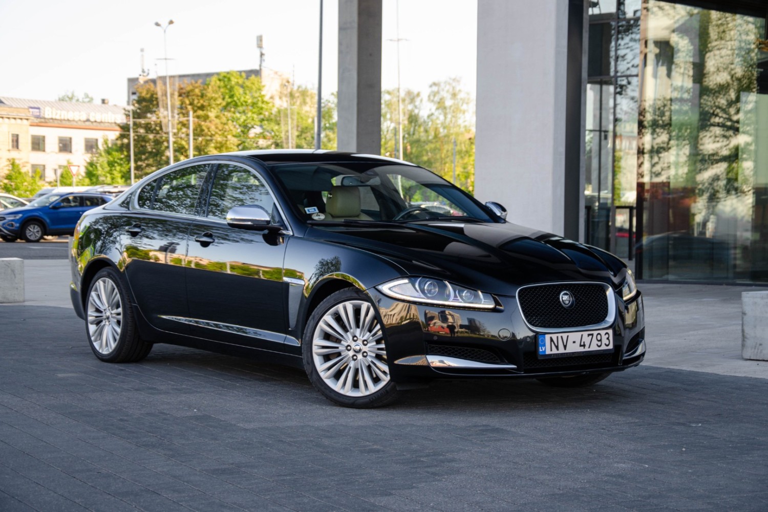 Jaguar XF S