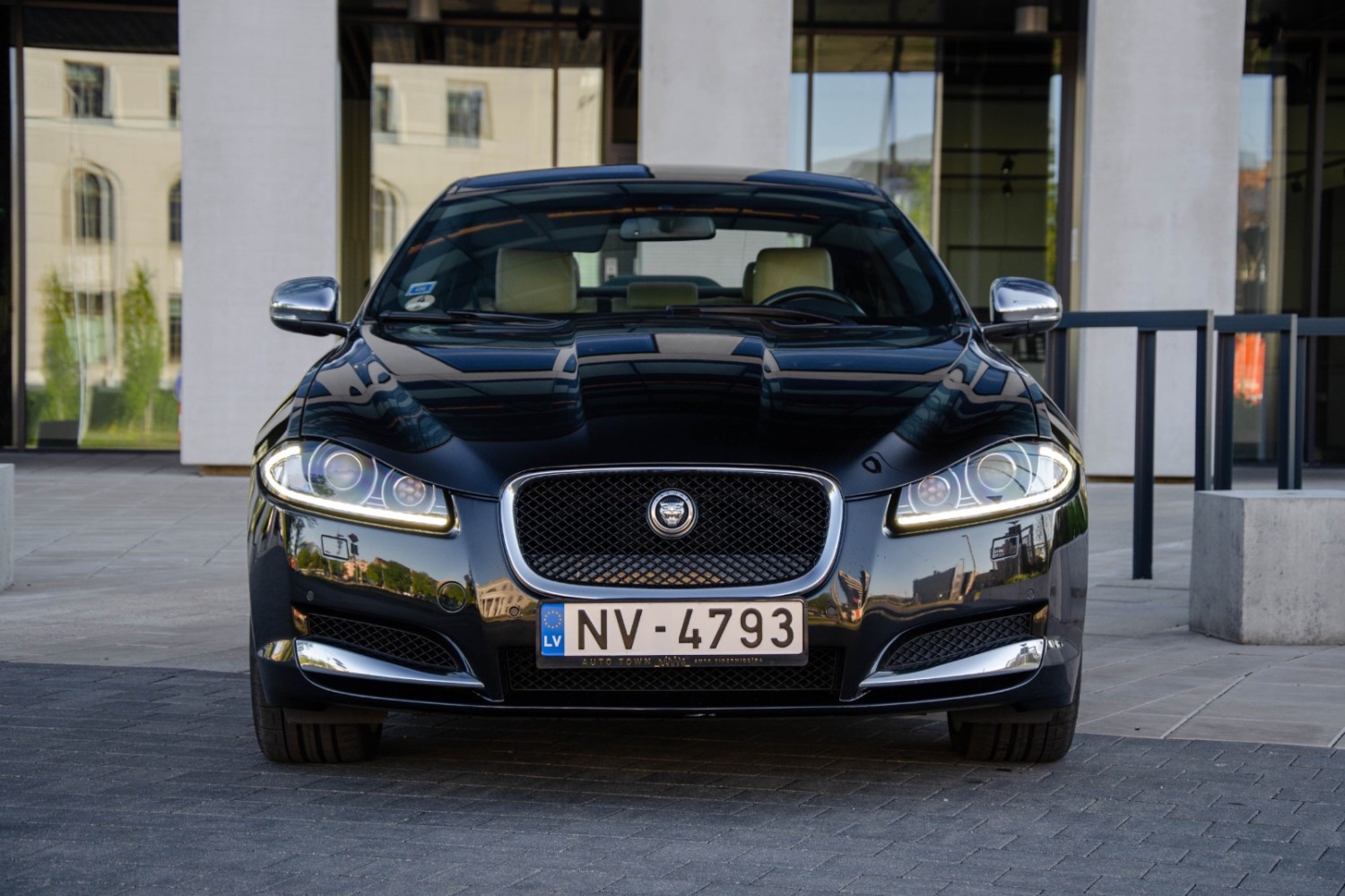 Jaguar XF S