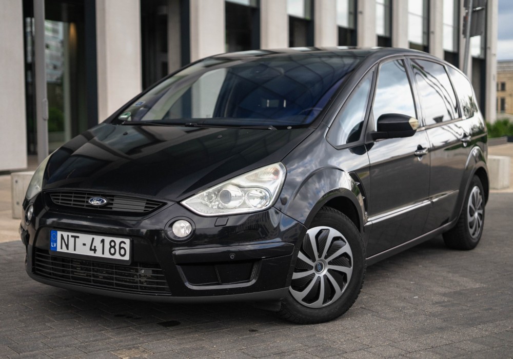 Ford S-Max