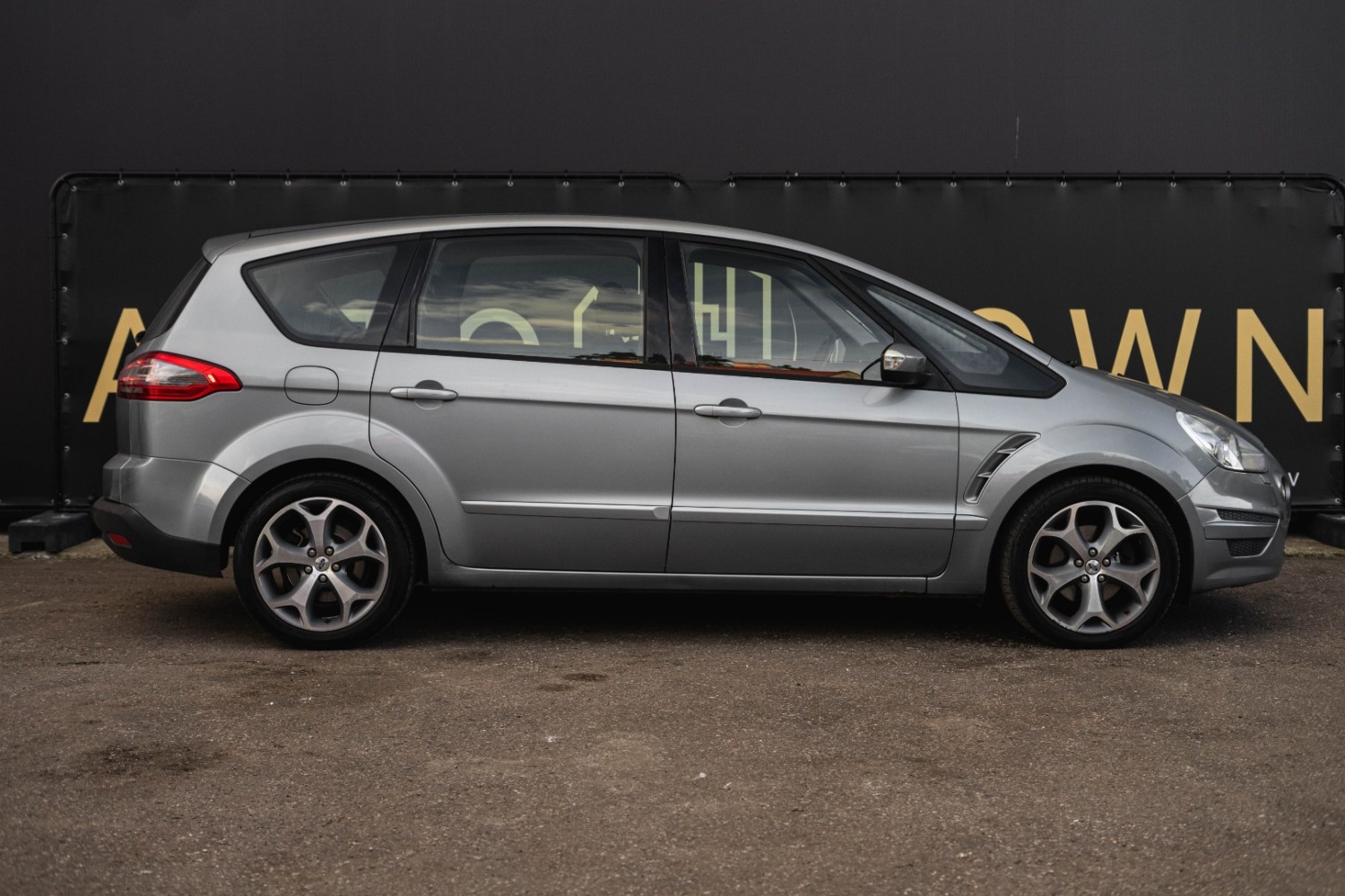 Ford S-Max
