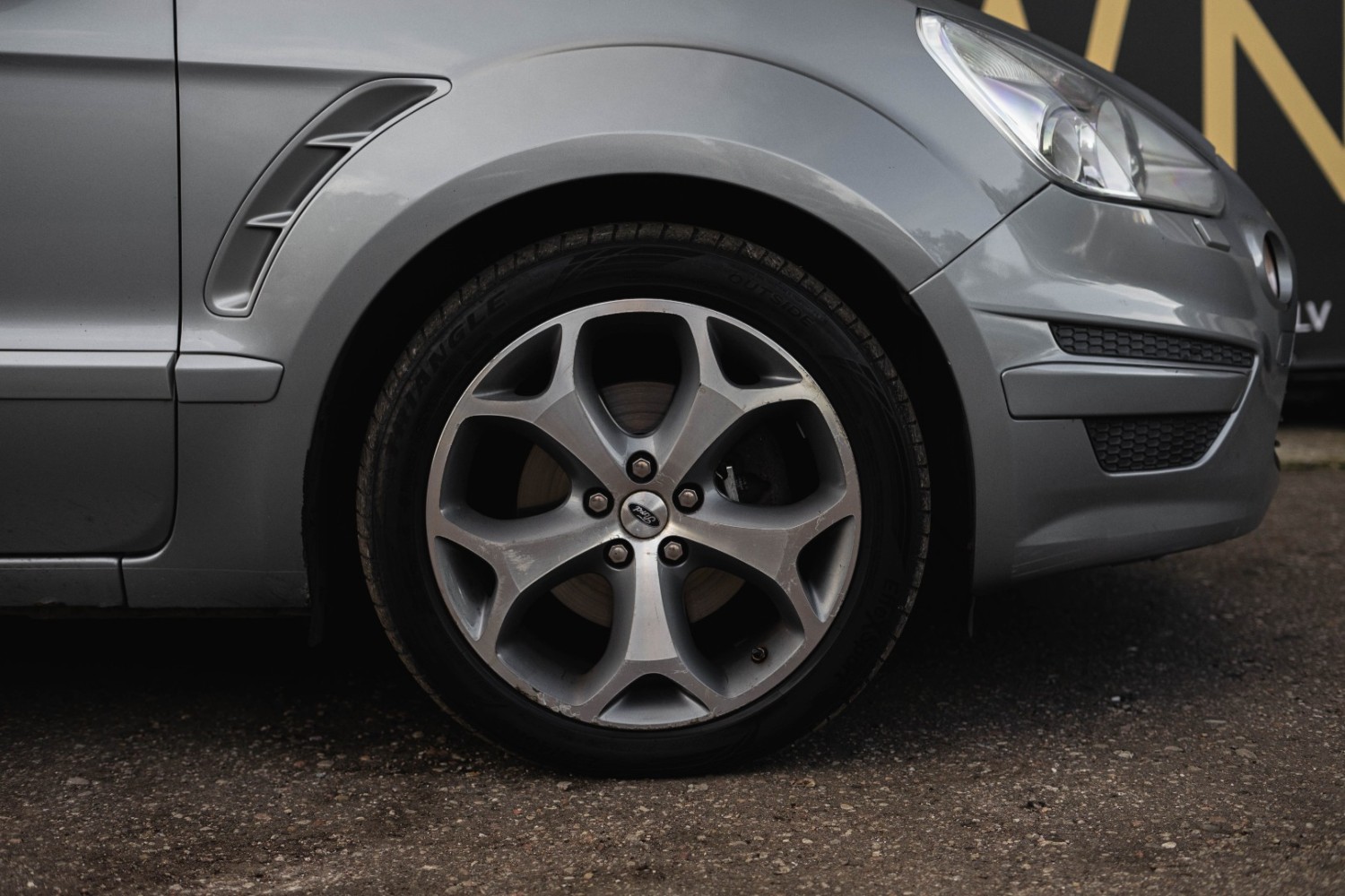 Ford S-Max
