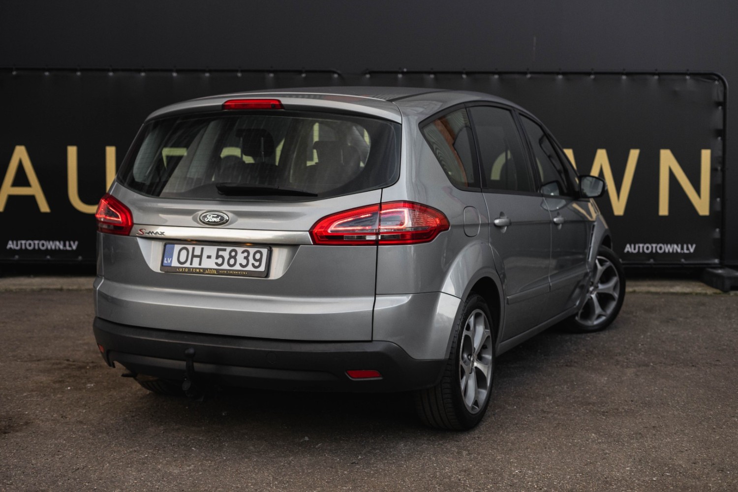 Ford S-Max