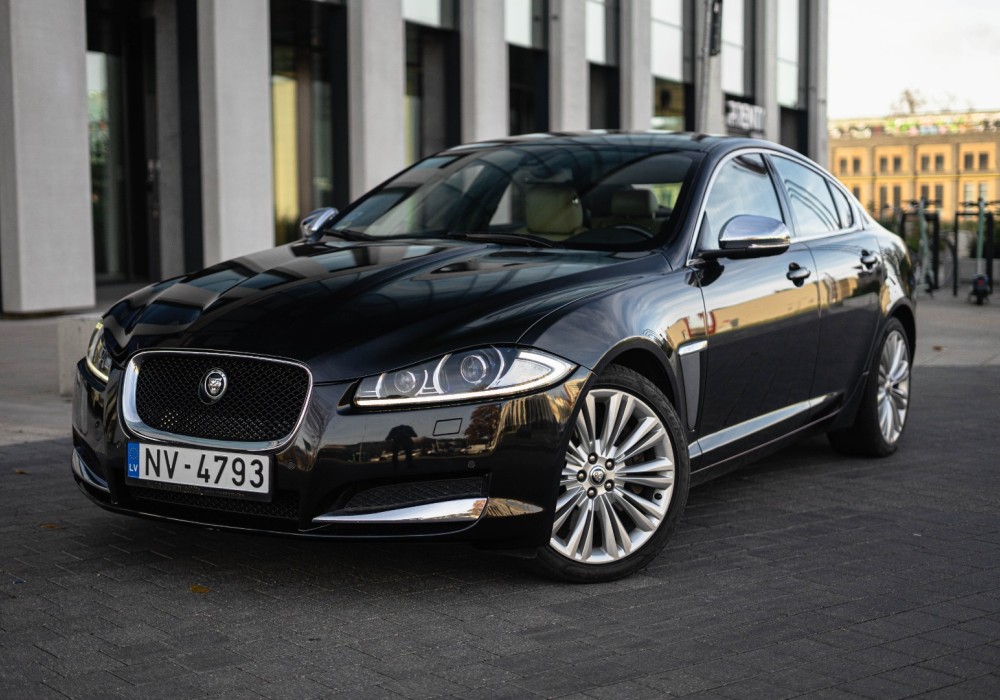 Jaguar XF S