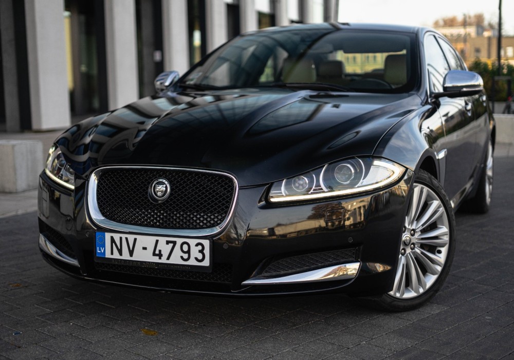 Jaguar XF S