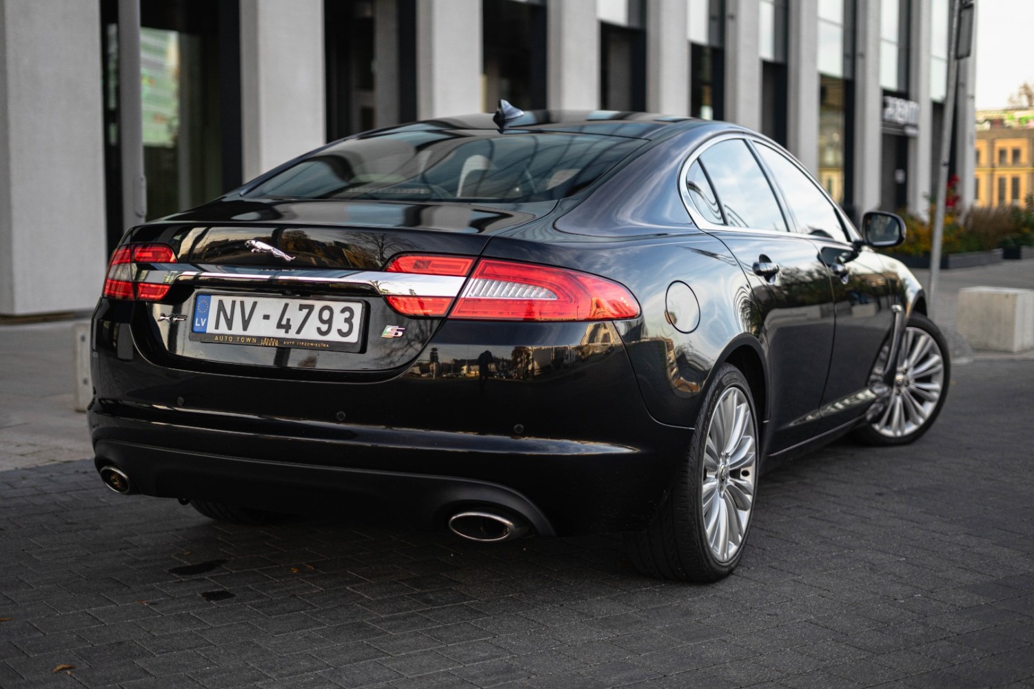 Jaguar XF S