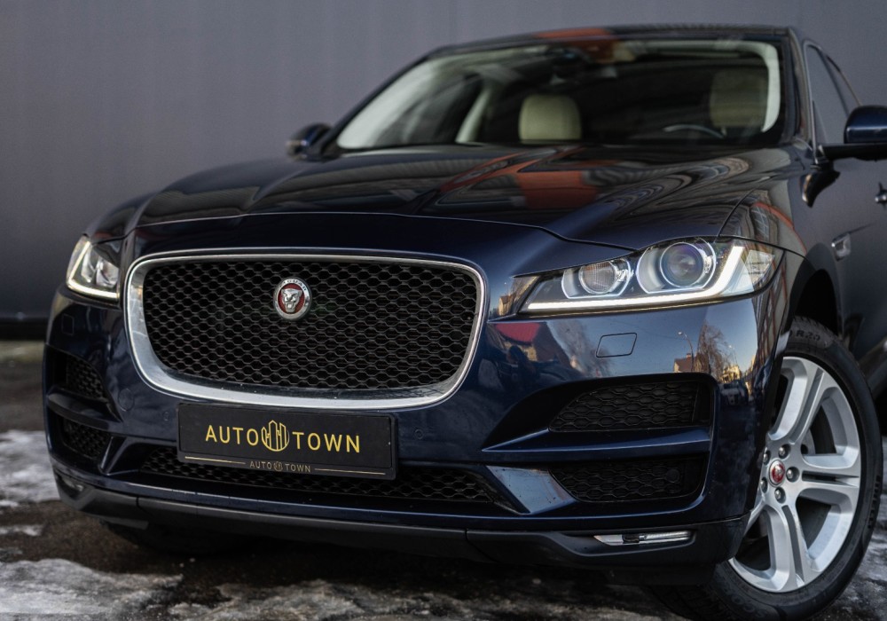 Jaguar F-Pace