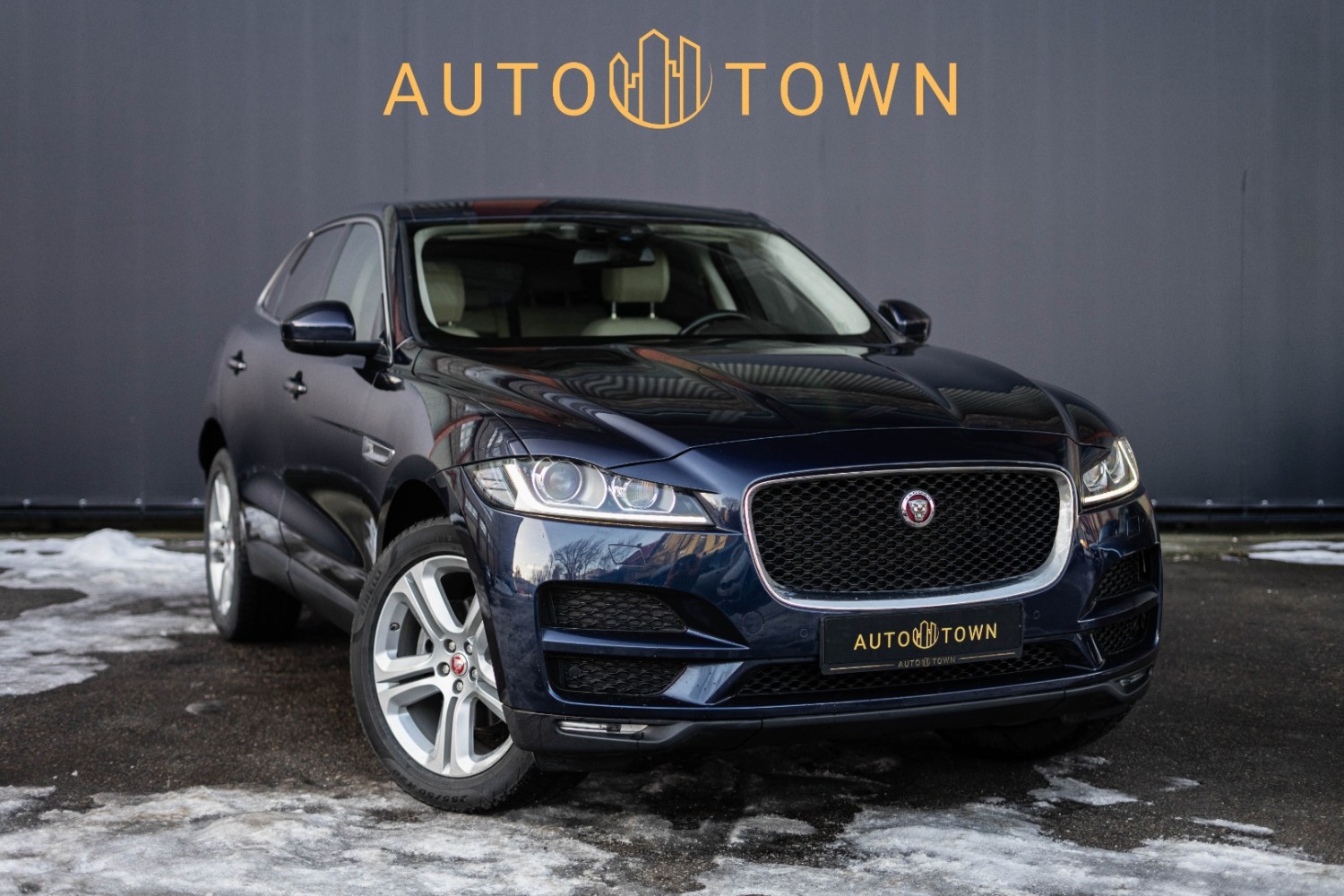 Jaguar F-Pace