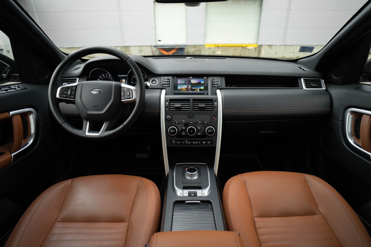 Land Rover Discovery Sport HSE Luxury