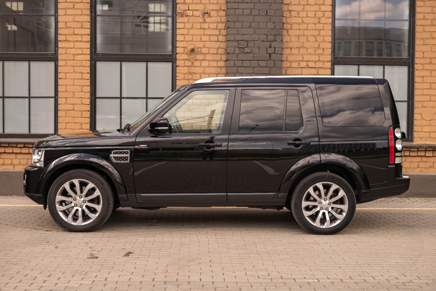 Land Rover Discovery 4 XXV Limited Edition