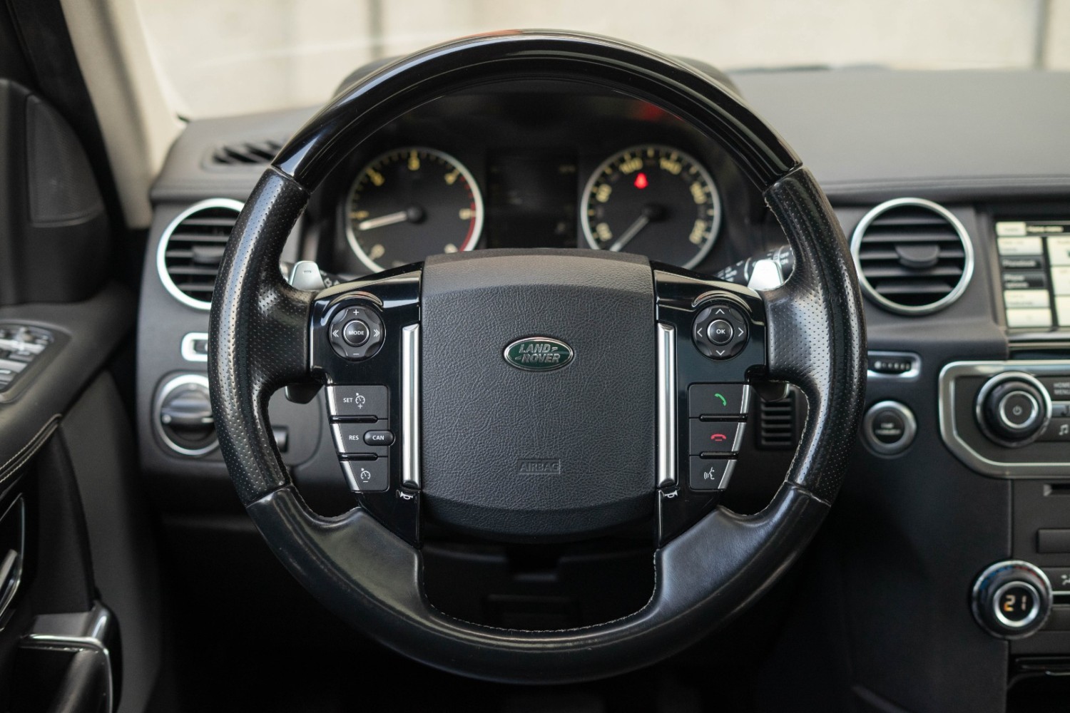 Land Rover Discovery 4 XXV Limited Edition